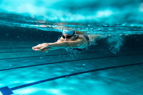 Studenten schwimmen in Trier günstiger
