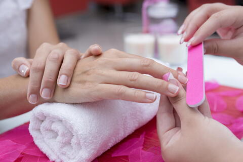 Studenten können bei New Nails in Flensburg 5 EUR sparen.
